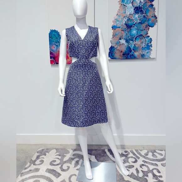 NWT- Tory Burch Cut Out Dress, Size 2 - Picture 1 of 5